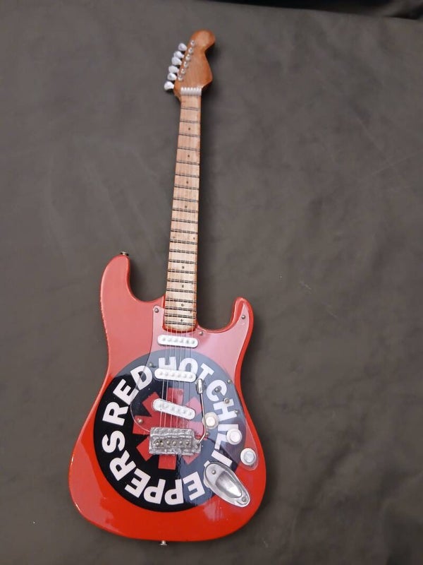 Guitare Red Hot Chilli Peppers