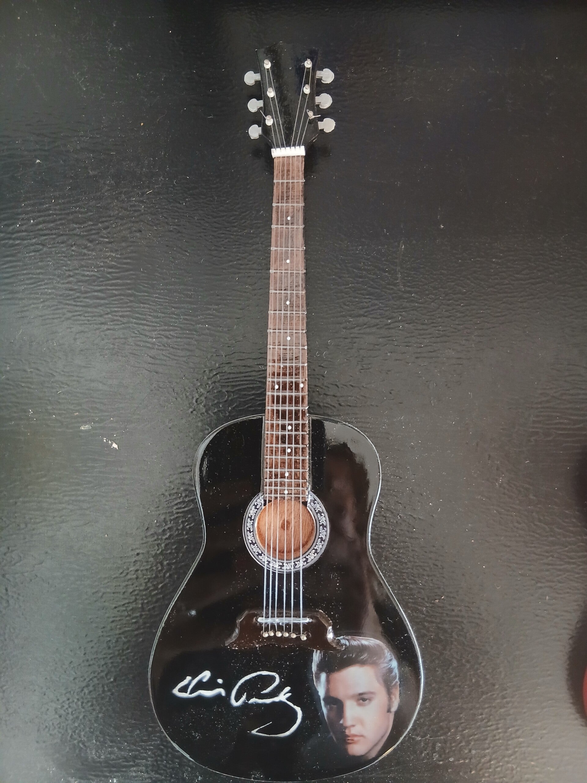 Guitare Elvis Priesley