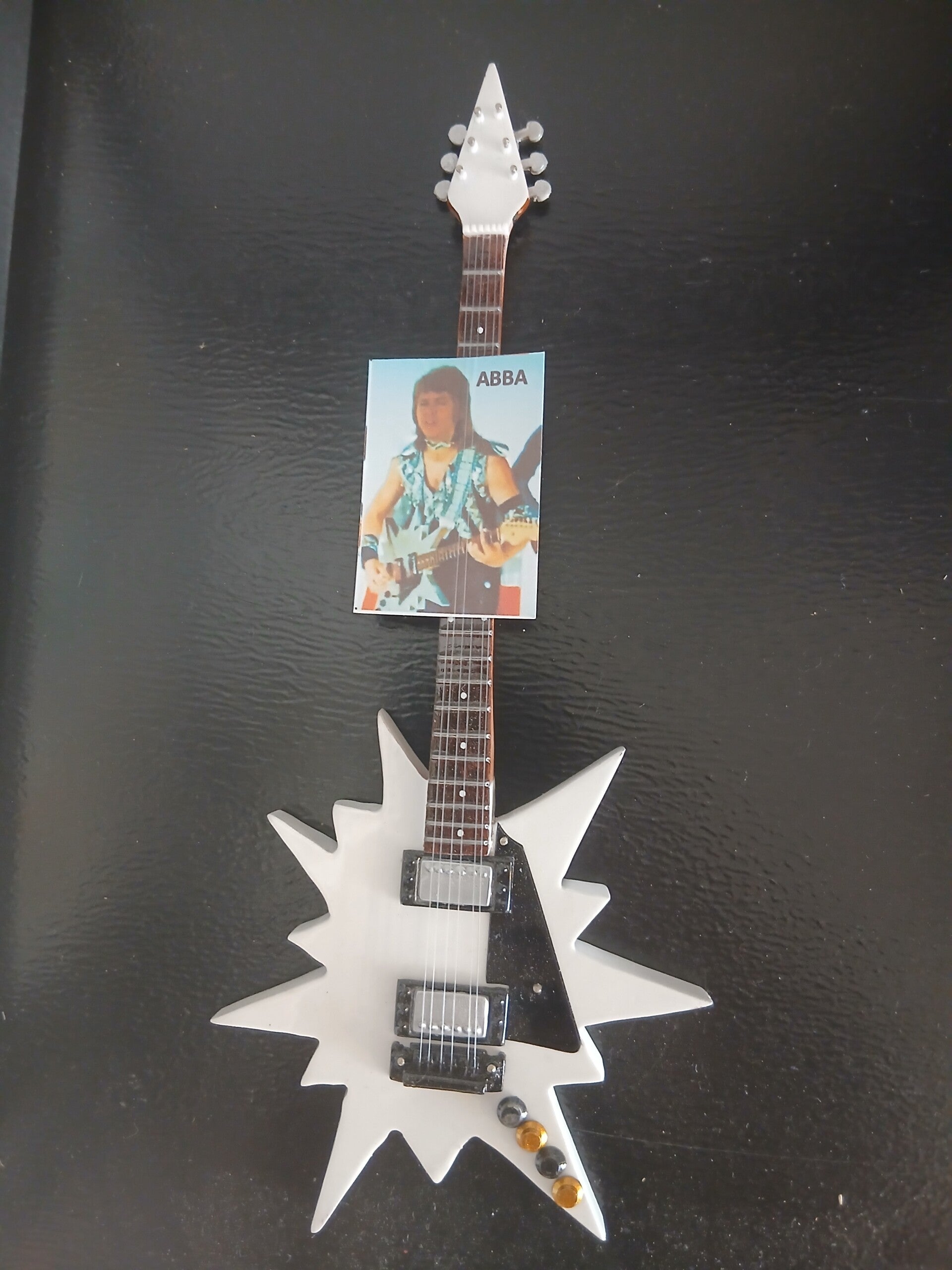 Guitare ABBA
