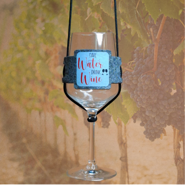 1 Weinglashalter zum Umhängen | DTF Gedruckte Glas Halter | Filz | mit verschieden Weinsprüchen klar und deutlich