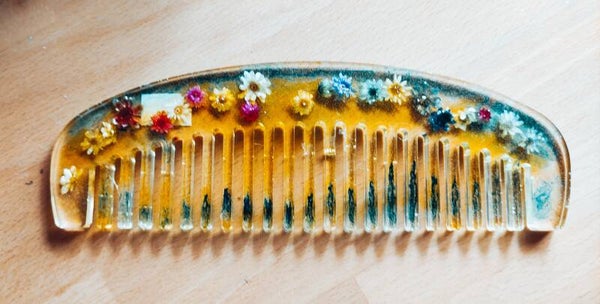 Kämme aus Resin, verschiedene Ausführungen