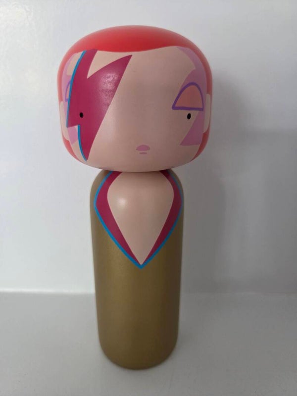 Lucie Kaas Kokeshi doll Aladdin Sane - David Bowie