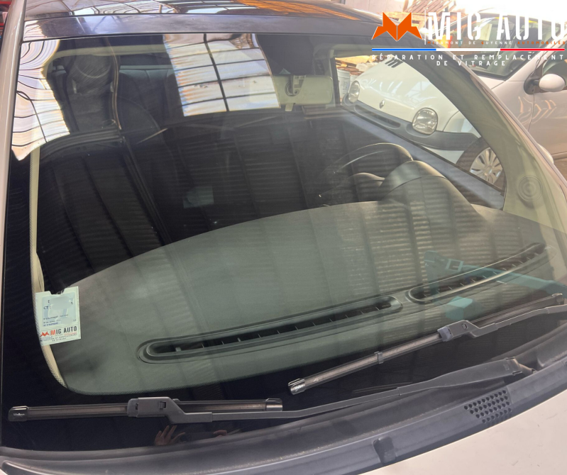Realisation pare-brise vert simple Fiat 500
