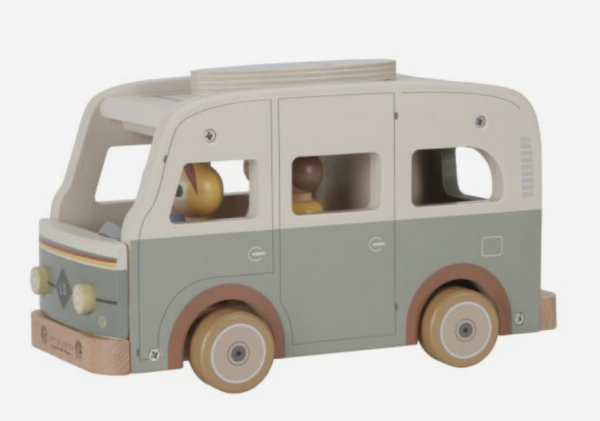 Little Dutch vintage camper met 4 passagier