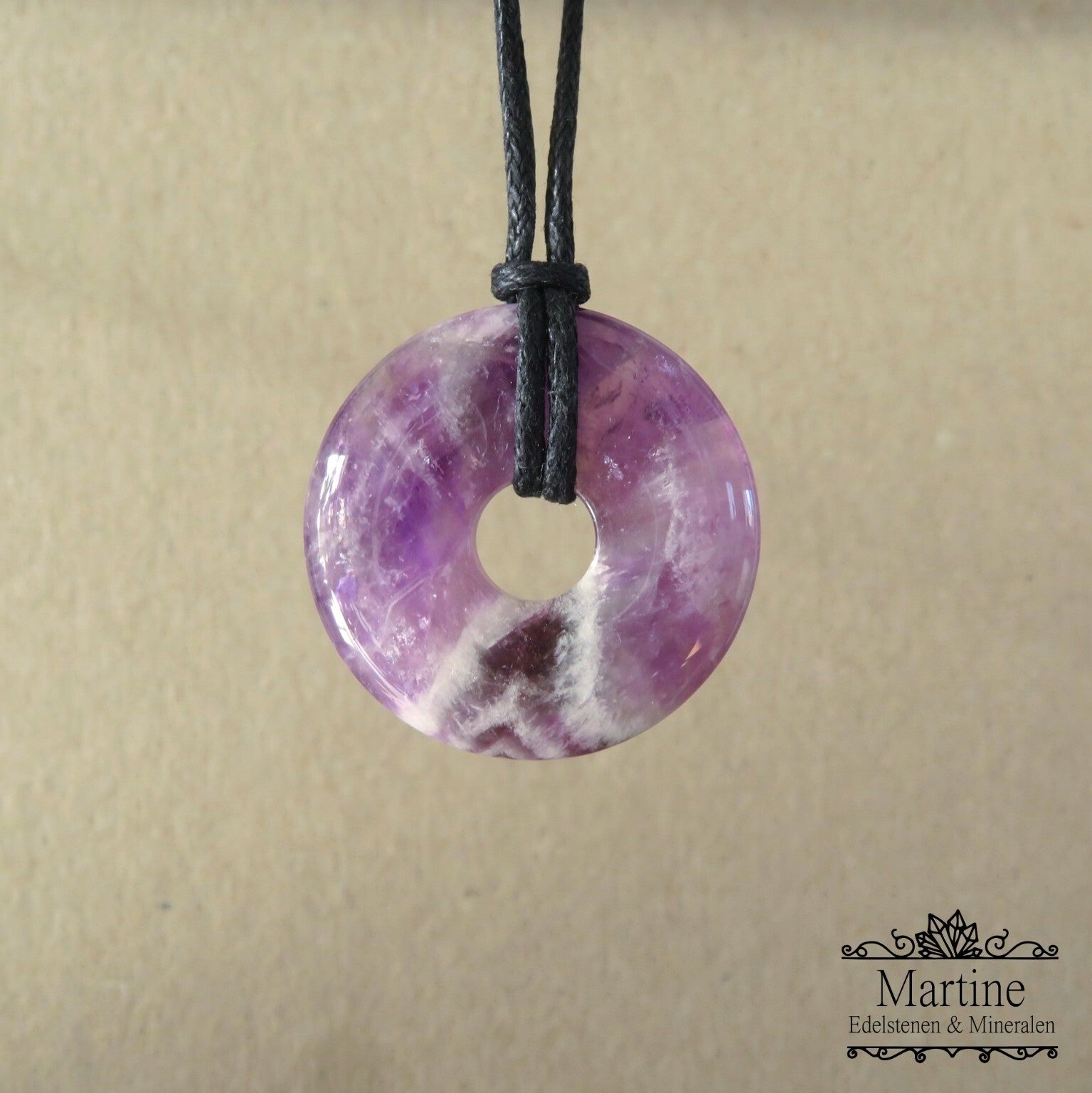 Chevron Amethist donut hanger.