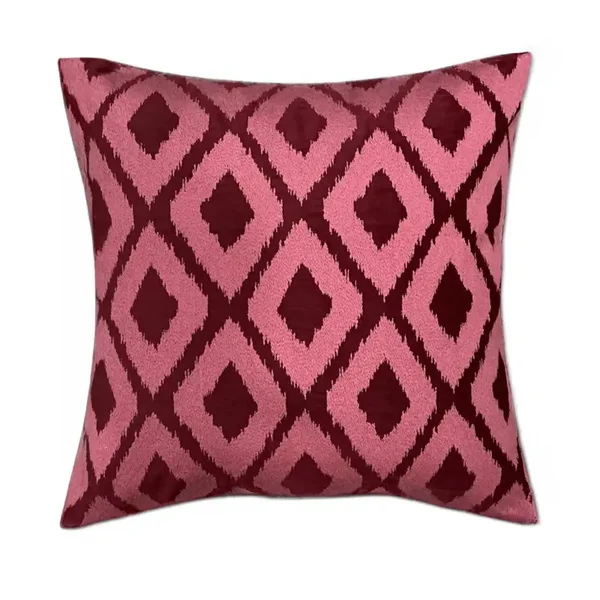 Luxe sierkussen | burgundy pink