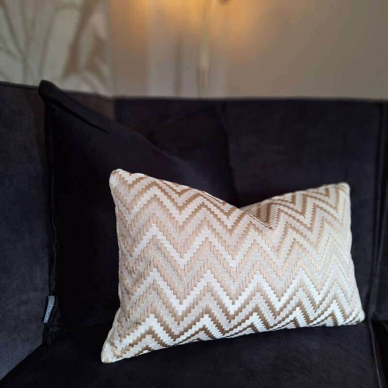 Luxe sierkussen Zig Zag | warm wit