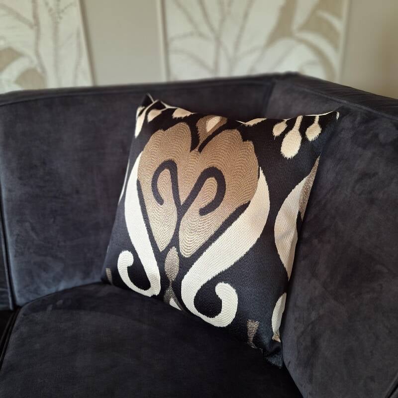 Luxe sierkussen | zwart brons/champagne