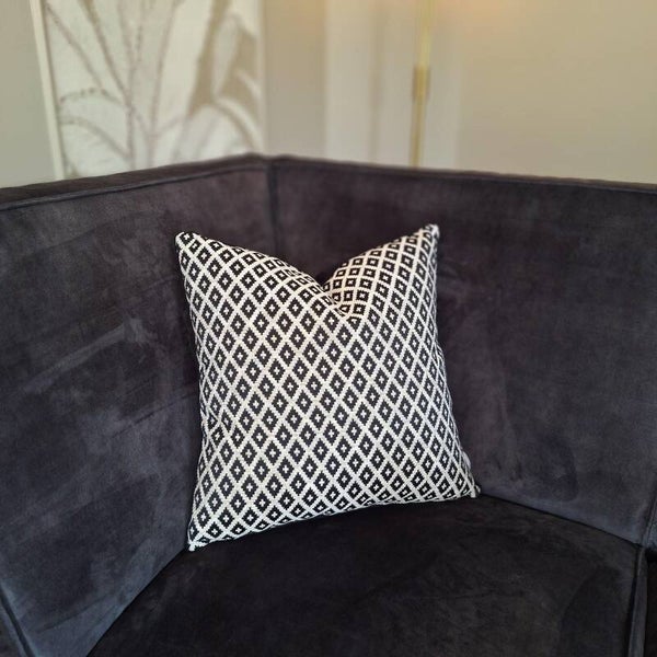 Sierkussen Diamond | zwart-wit