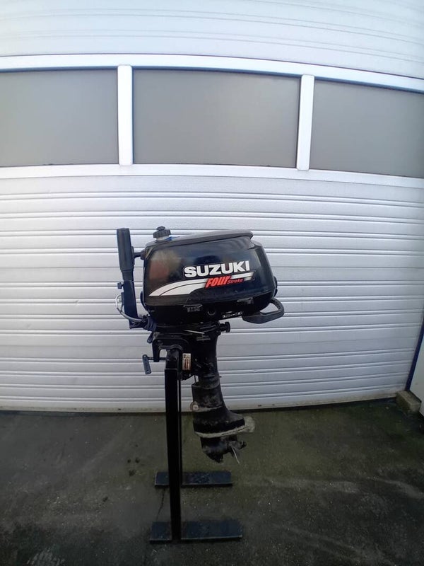 Buitenboordmotor suzuki 4 pk 4 takt zo goed als nieuw