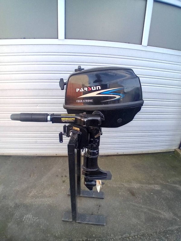 Buitenboordmotor parsun 4 pk 4 takt zo goed als nieuw