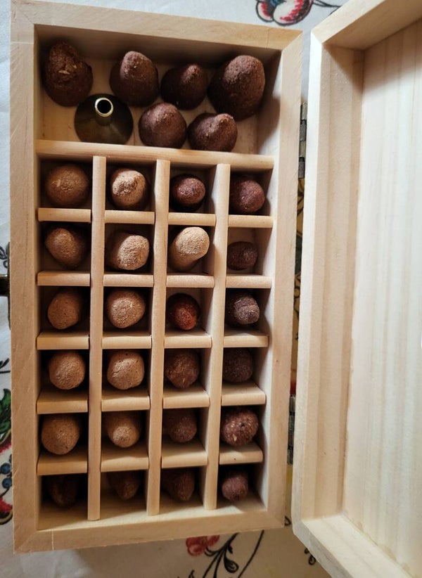 Kleine Räucherkegel für unterwegs