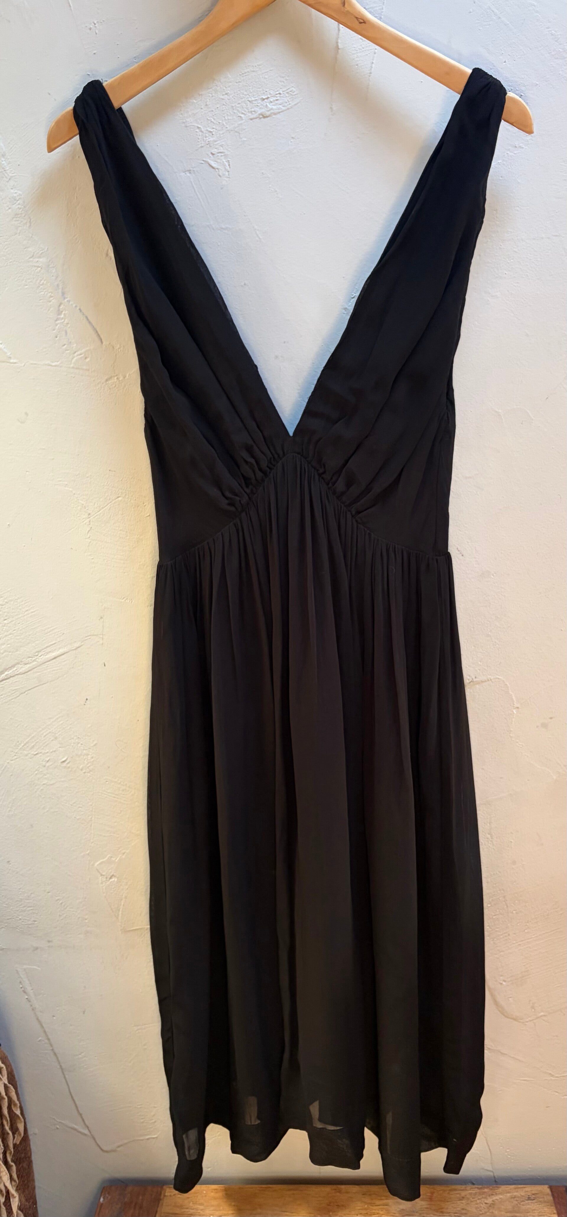 Kate Moss for Topshop Black Deep V Midi Dress – UK 12