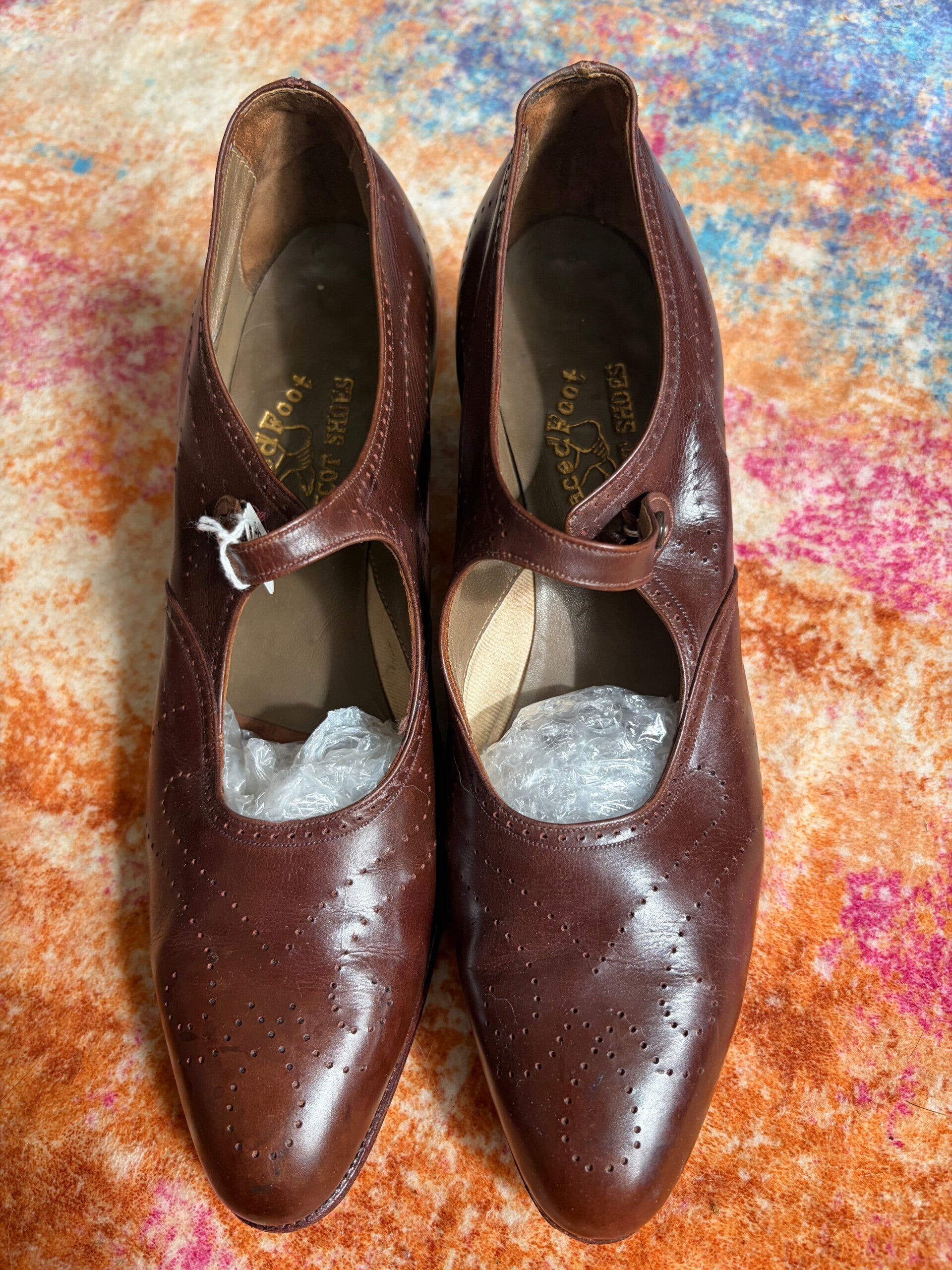 Vintage Braced Foot Mascot Brown Leather Mary Jane Brogue Shoes Retro Heels