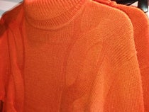 Pull orange