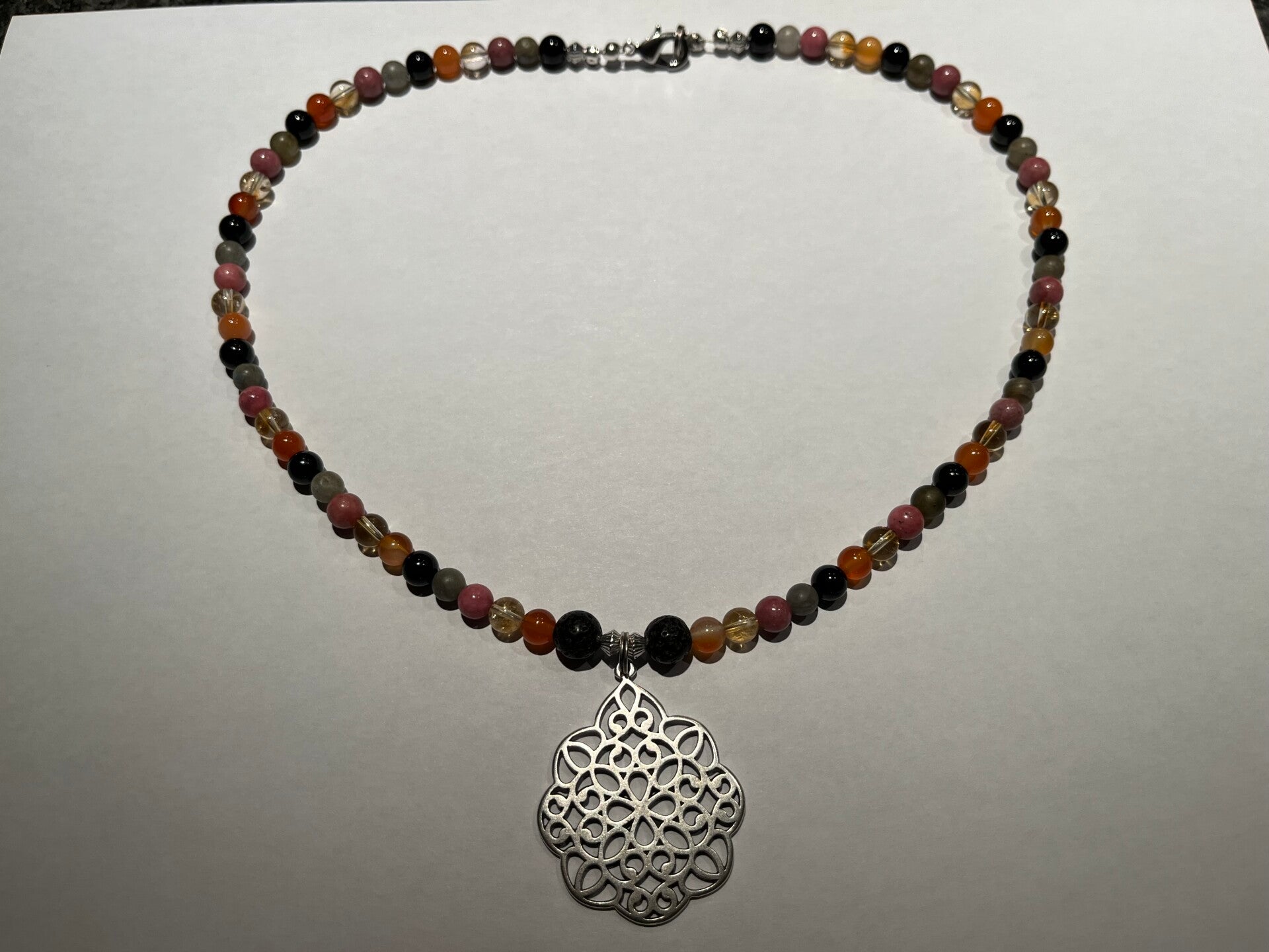 Halskette  - die Stärkende (H102)