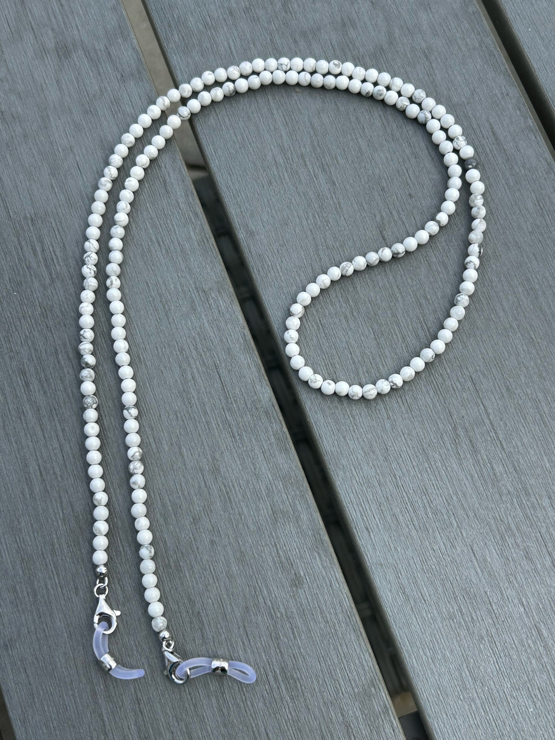 Brillenkette - Howlith (B002)