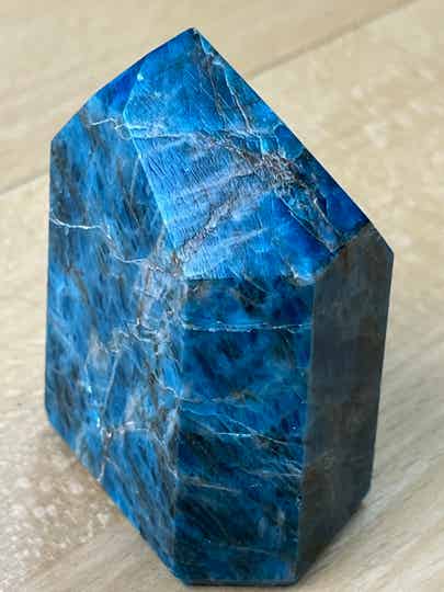 Apatit blau - Steinspitze (Z017)