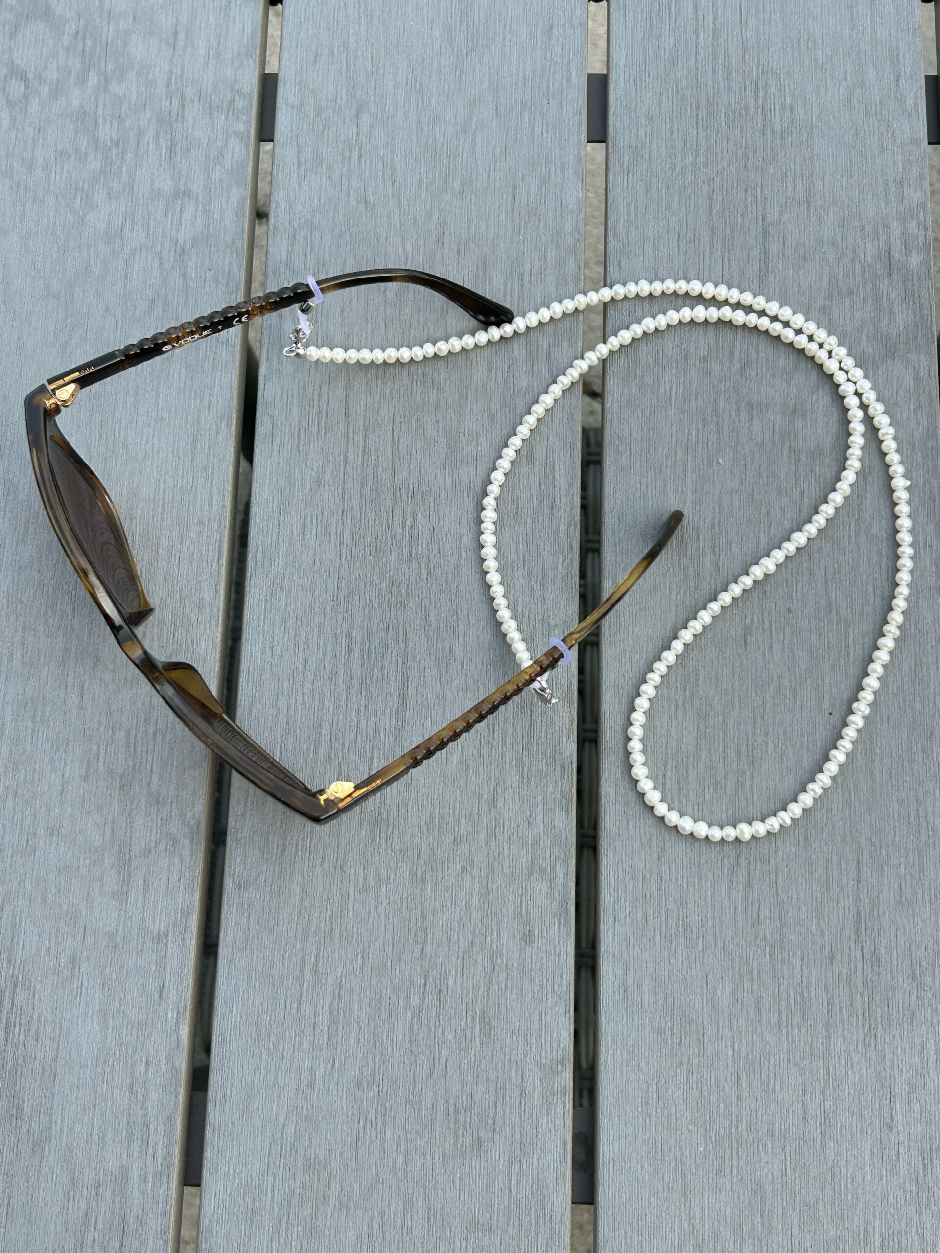 Brillenkette - Süsswasserperle (B001)