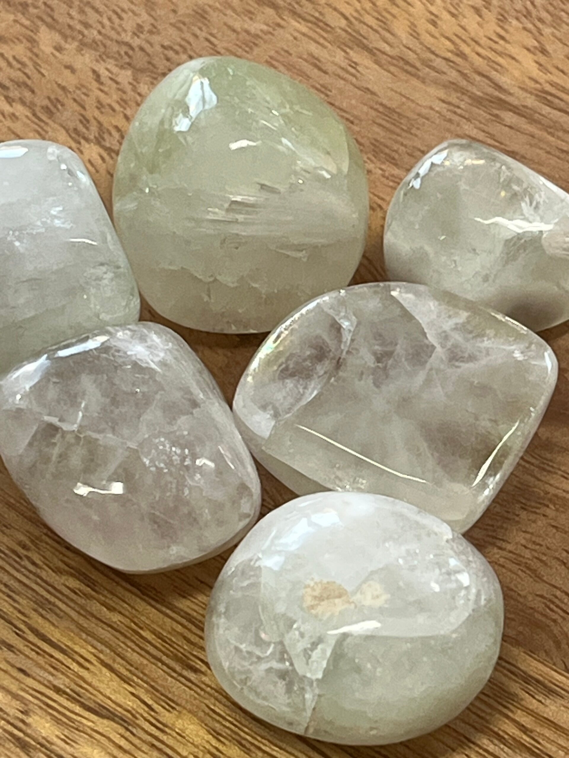 Apophyllit Extra Trommelstein