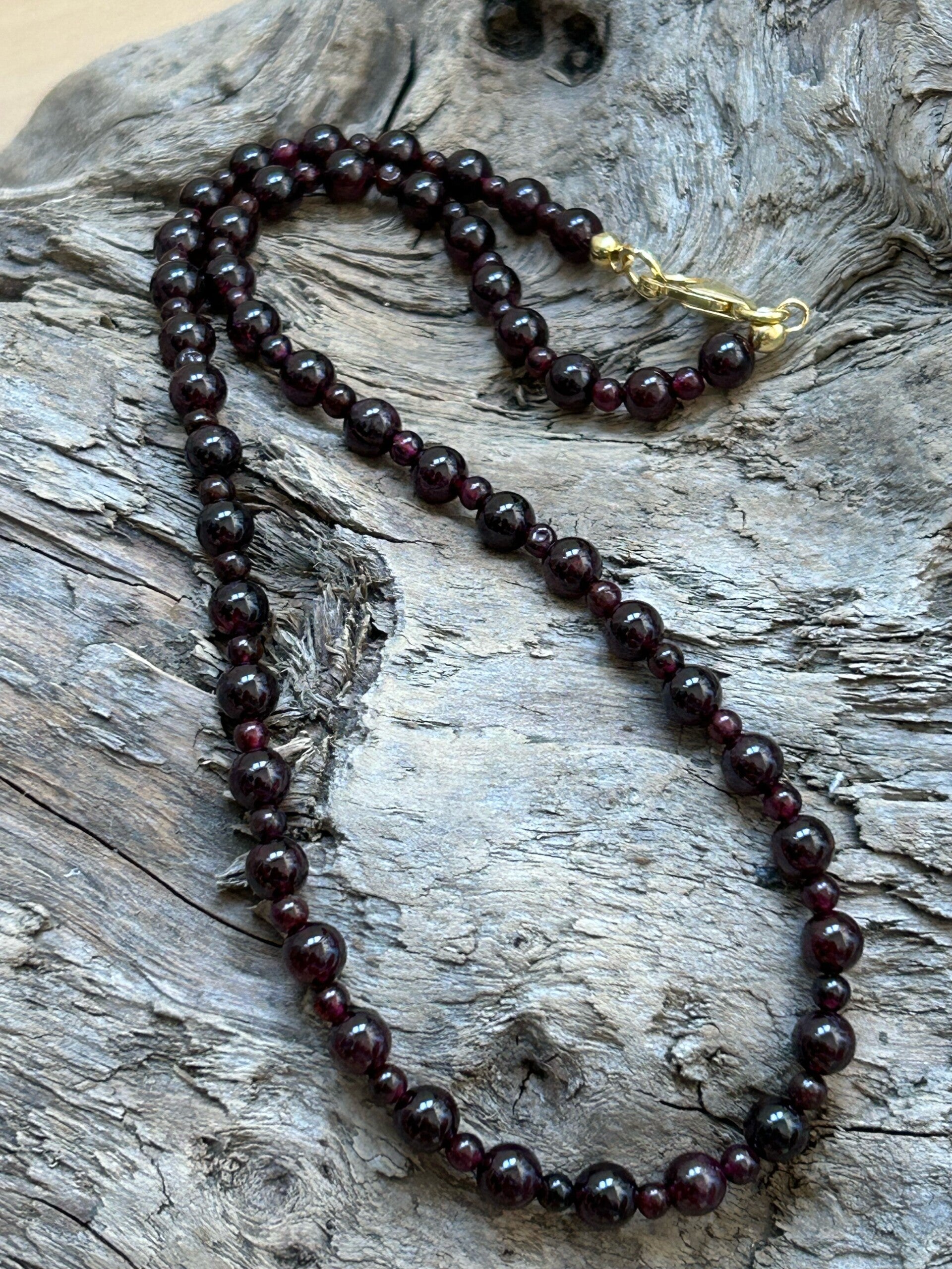 Halskette - die Belebende (H169)