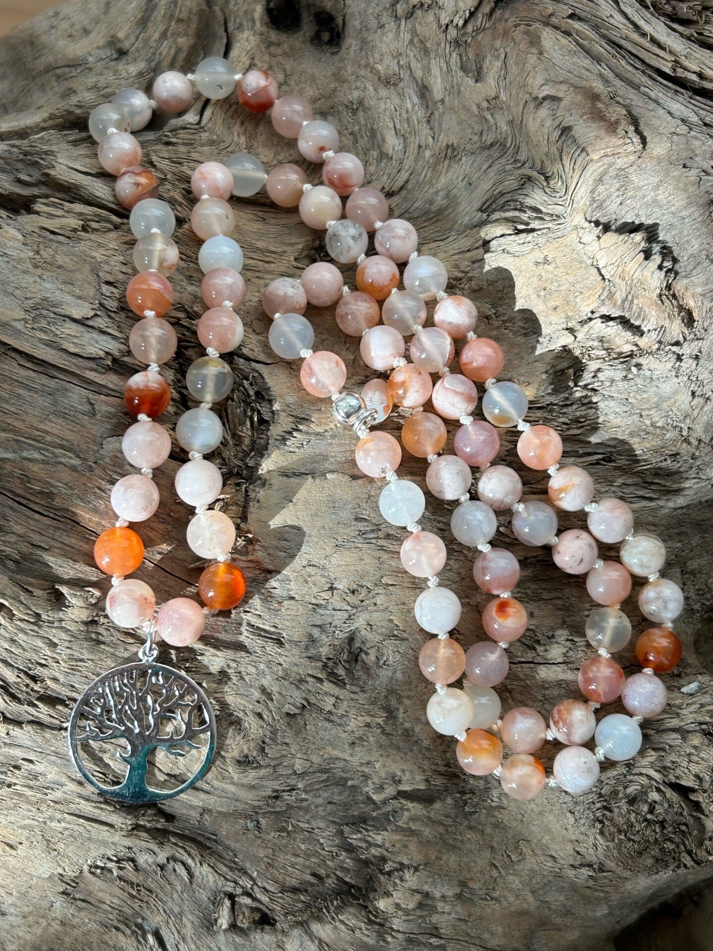 Halskette - die Aufblühende (H237)