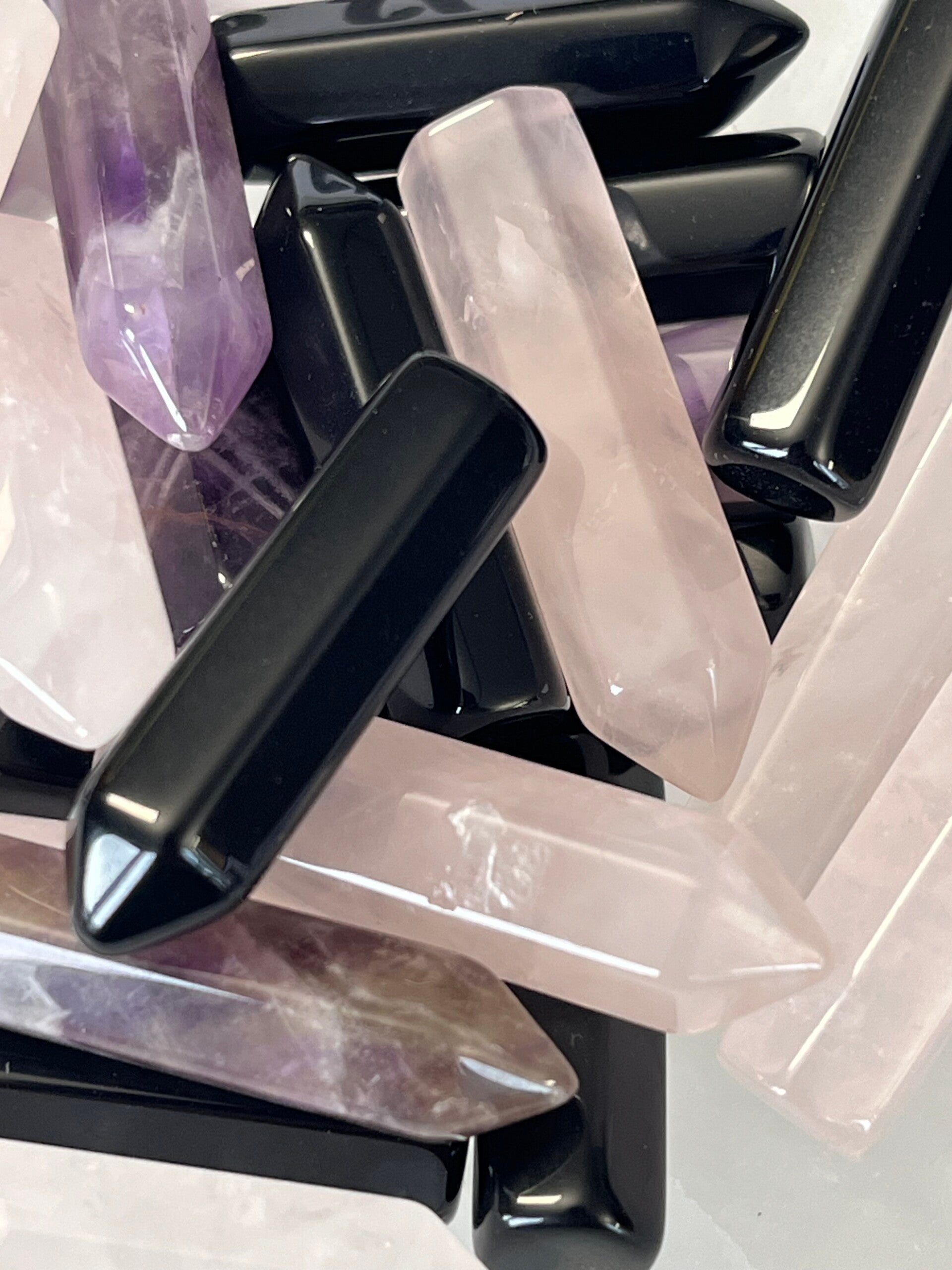 Mini-Steinspitzen - Amethyst, Obsidian schwarz oder Rosenquarz (Z084)