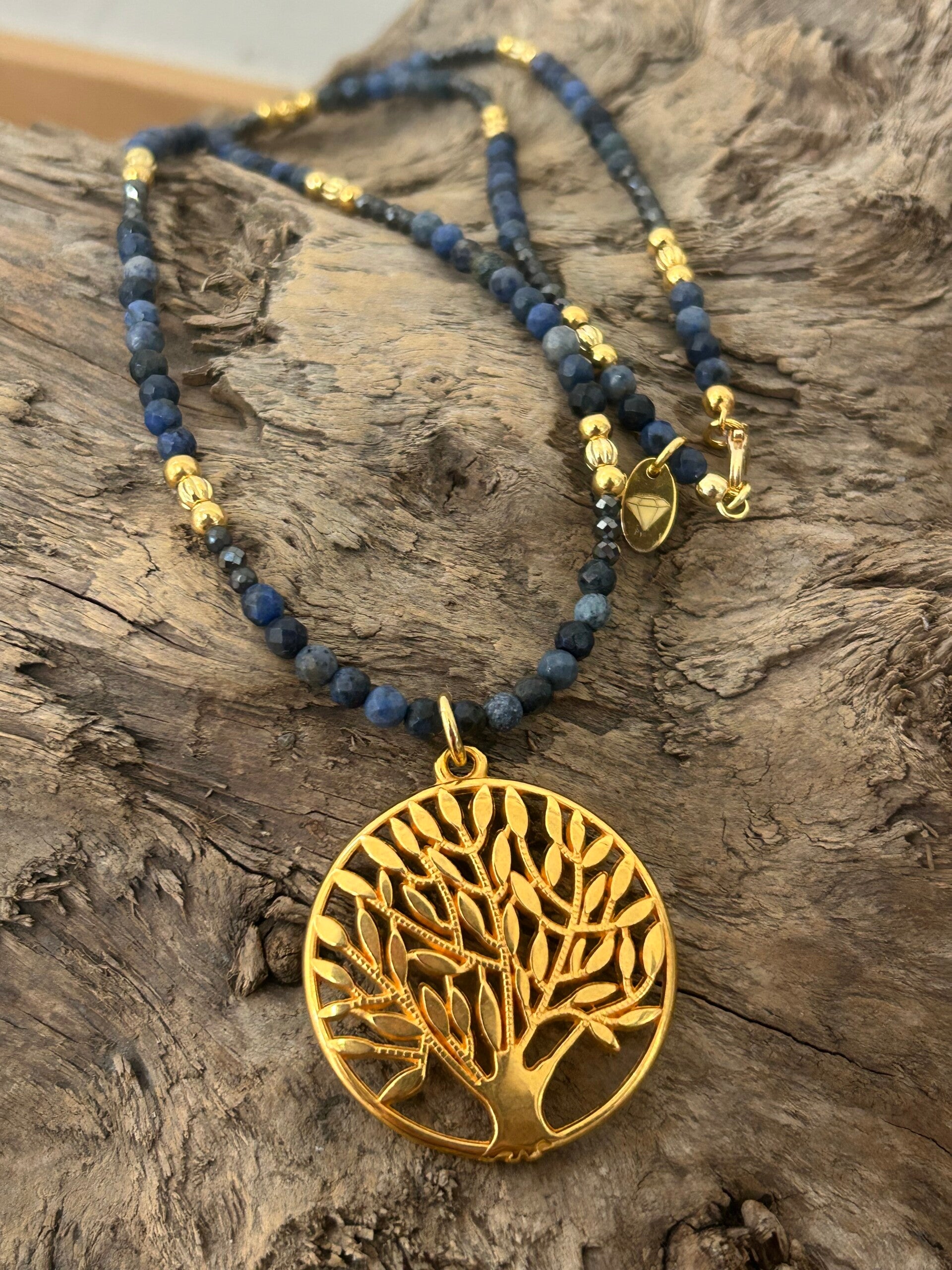 Halskette - die Gelassene (H418)