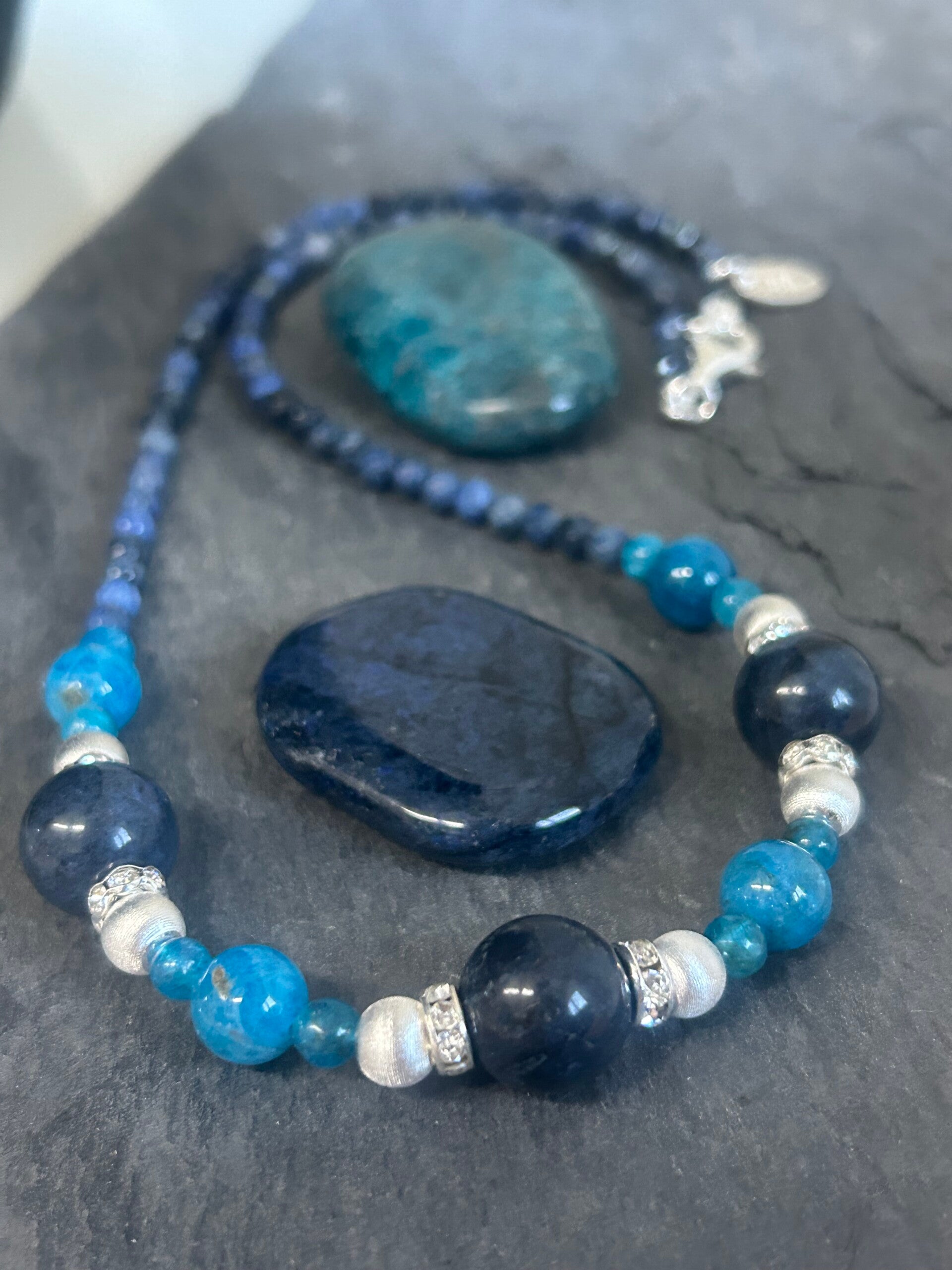 Halskette - Apatit blau & Dumortierit (H448)