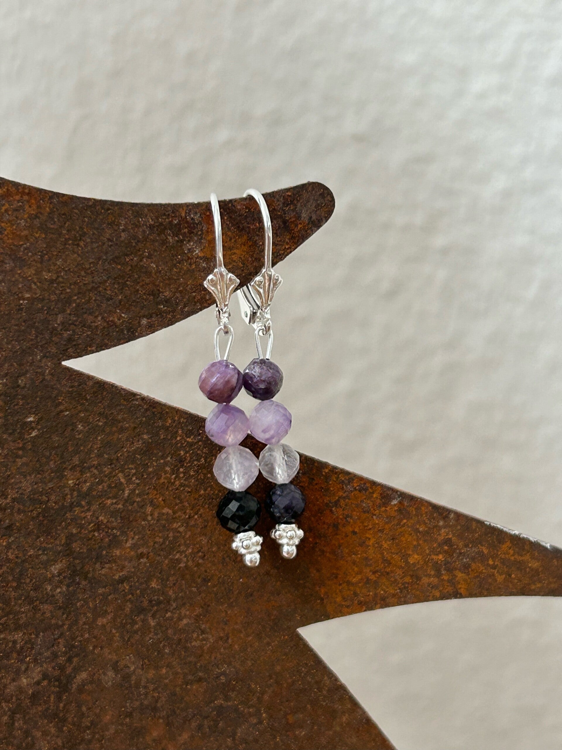 Ohrringe - Sugilith (O429)