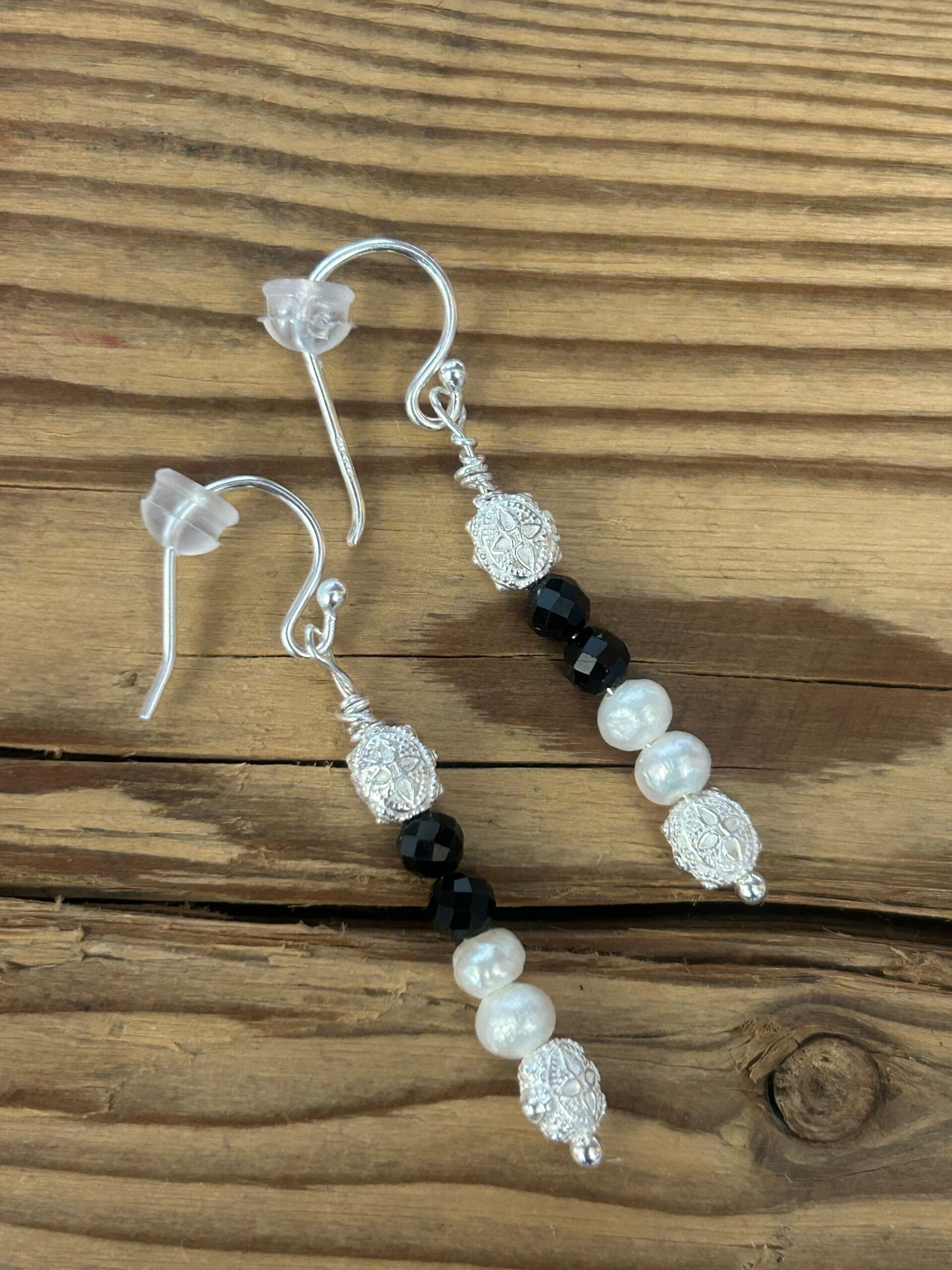 Ohrringe - Süsswasserperle & Turmalin Schörl (O567)