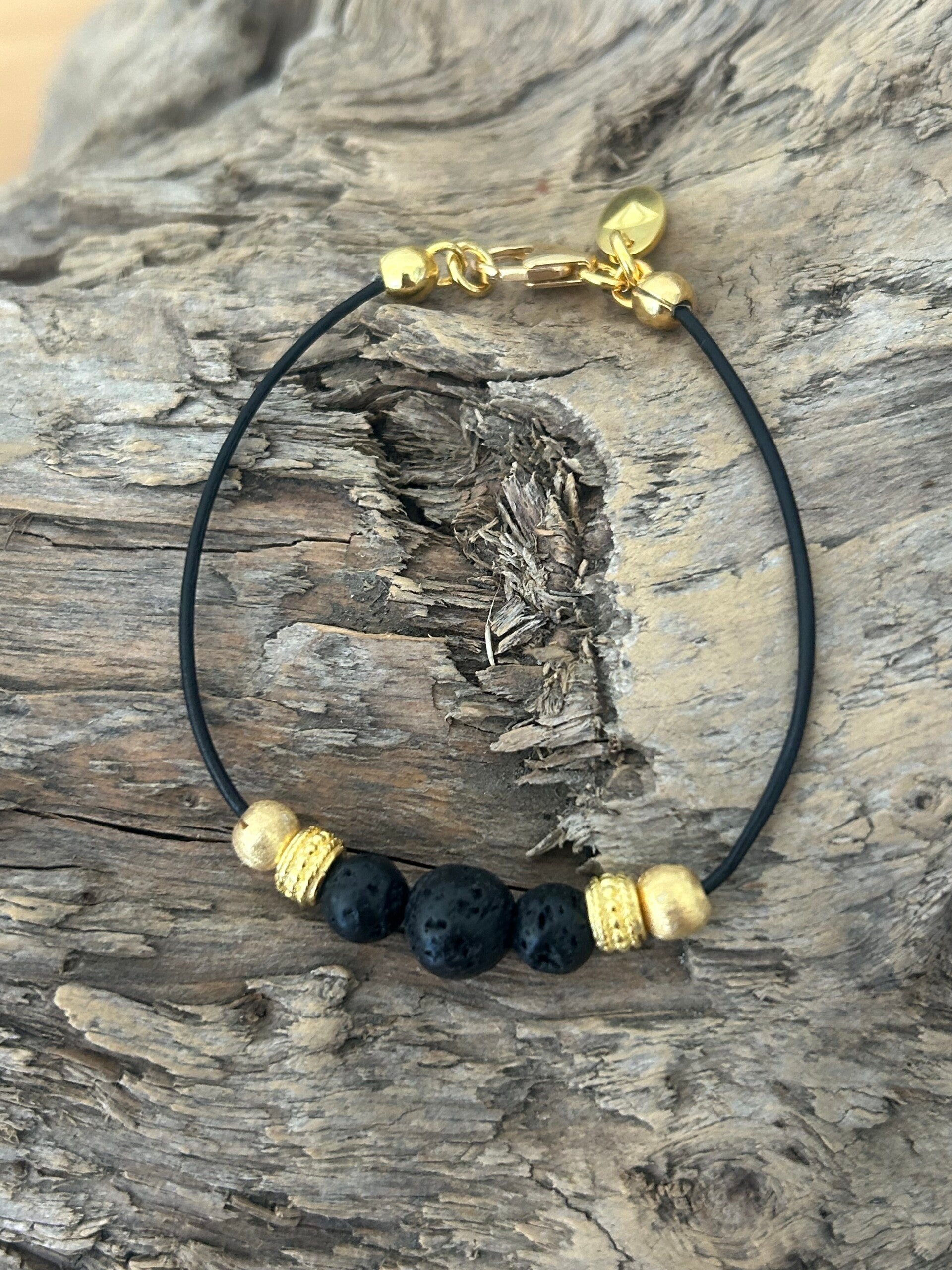 Armband - Lavasteine (A577)