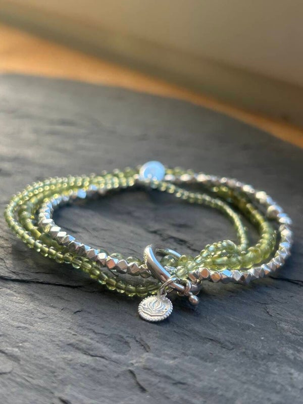 Armband (3-fach) - Peridot (A906)