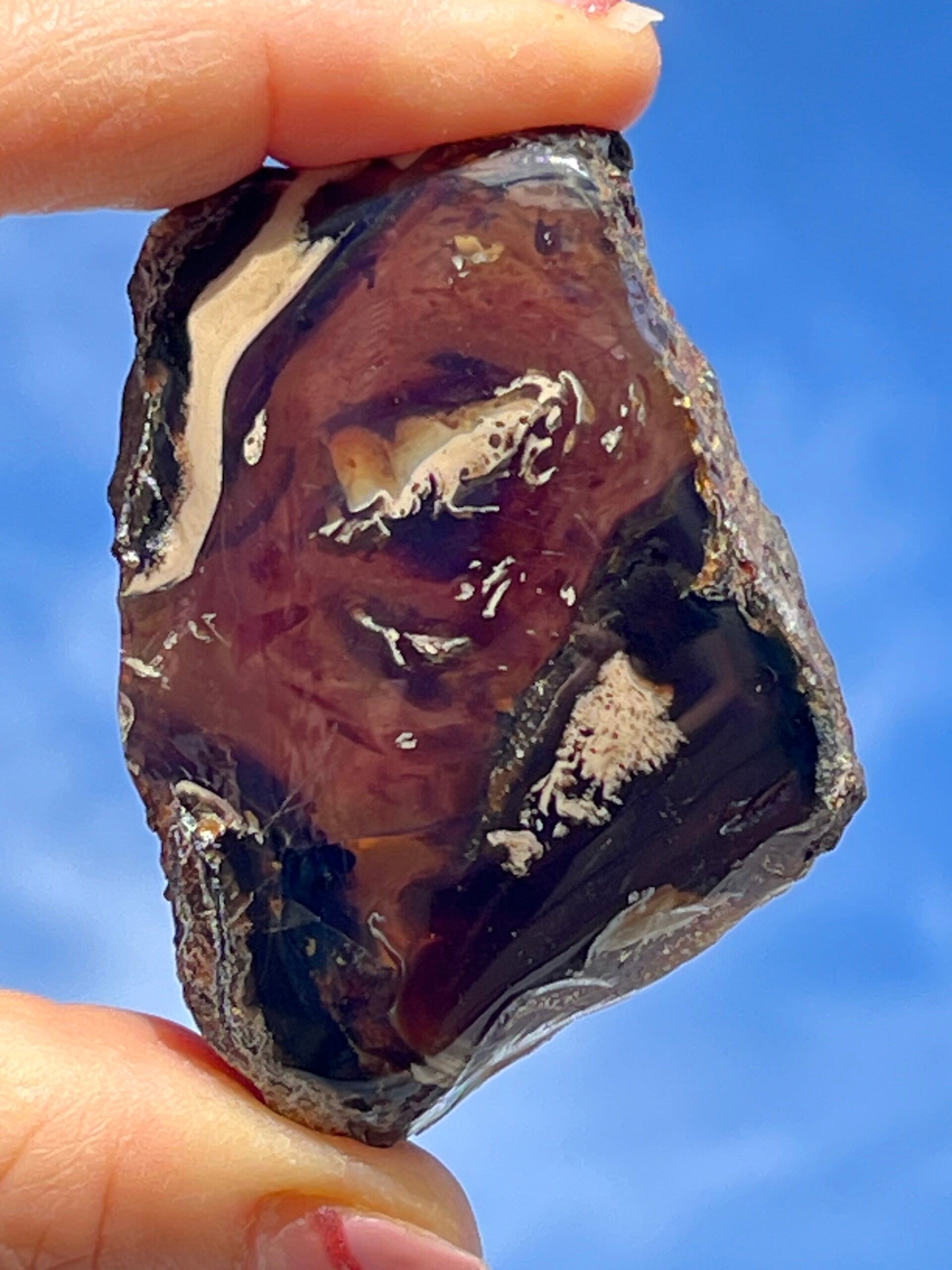 Blauer Bernstein aus Indonesien (D023)