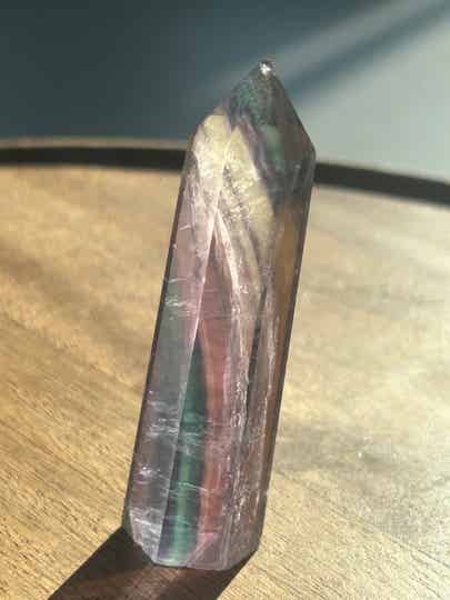 Fluorit Regenbogen - Steinspitze (Z051)