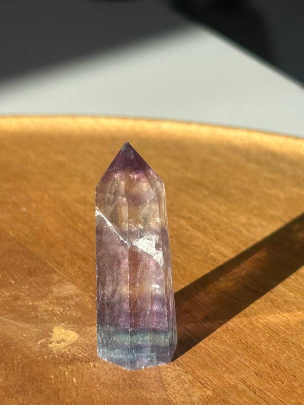 Fluorit Regenbogen - Steinspitze (Z056)