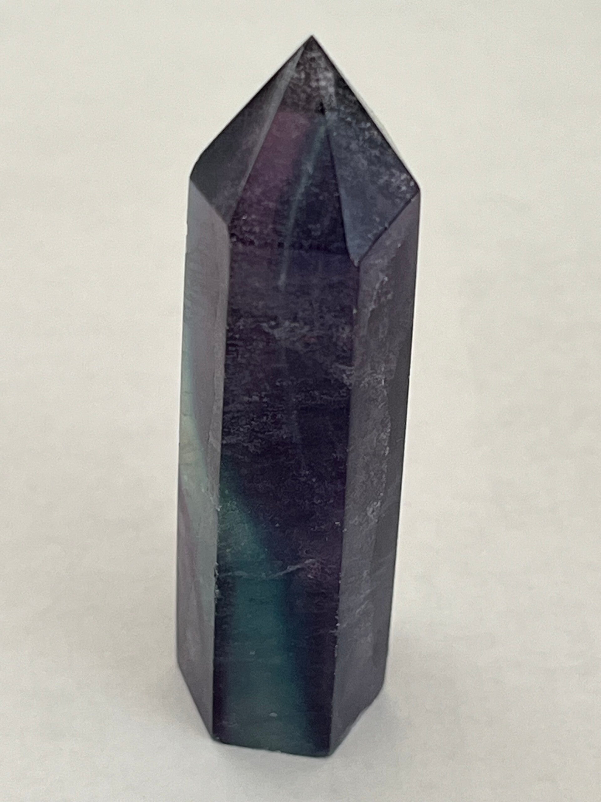 Fluorit Regenbogen - Steinspitze (Z033)