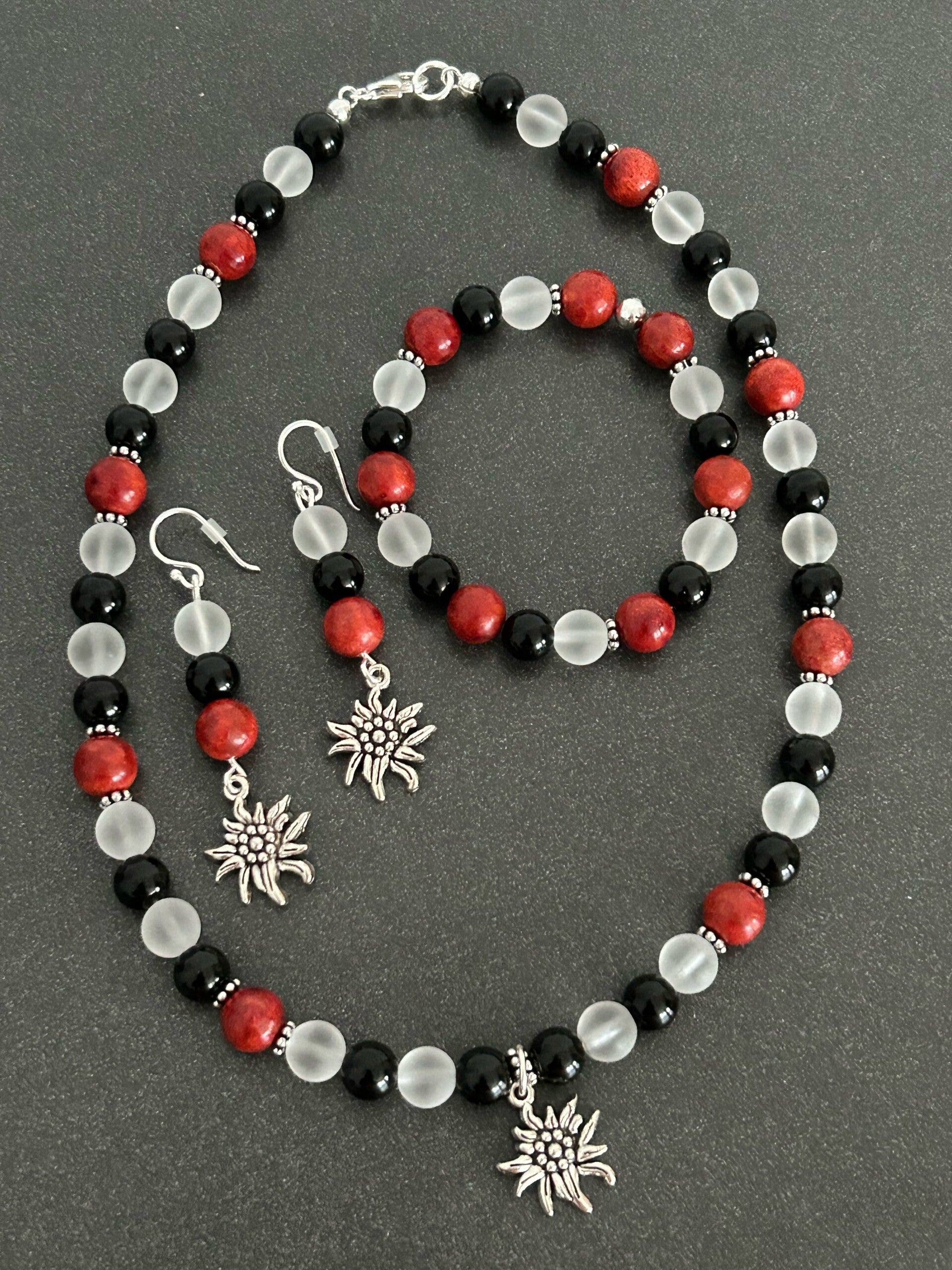Heilstein-Schmuck-Set - das Schwarz-weiss-rote (S330)