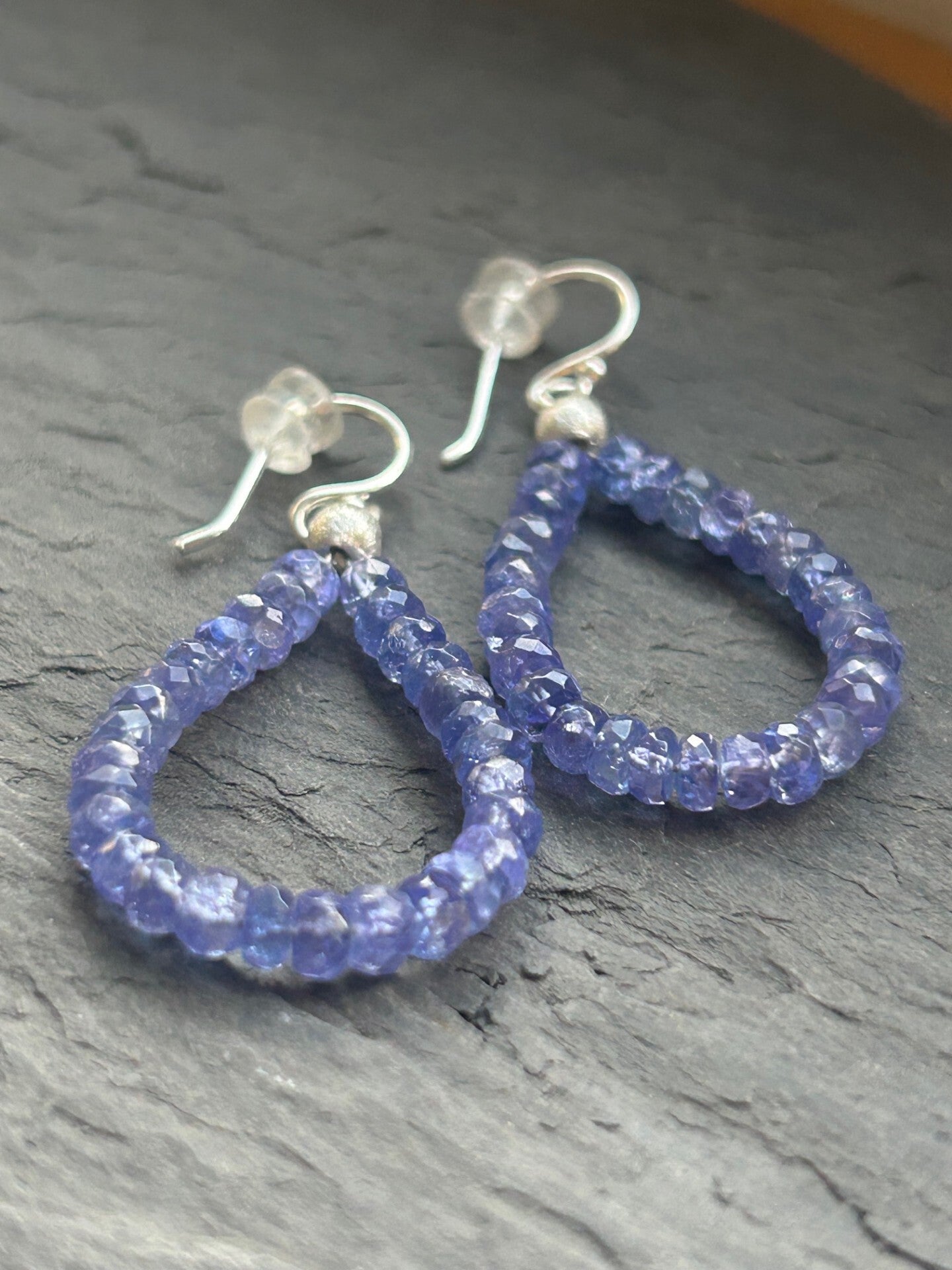 Ohrringe - Tansanit A-Qualität (O550)