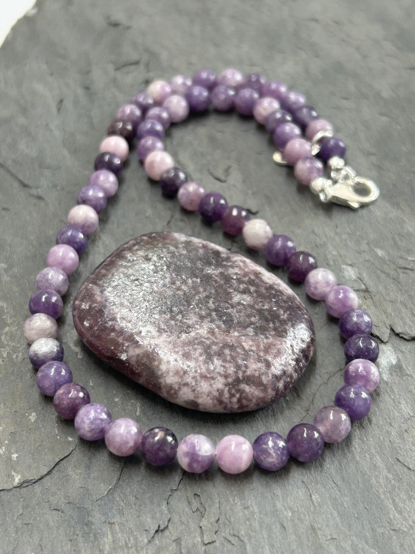 Halskette - Abgrenzung & Schutz (H396)