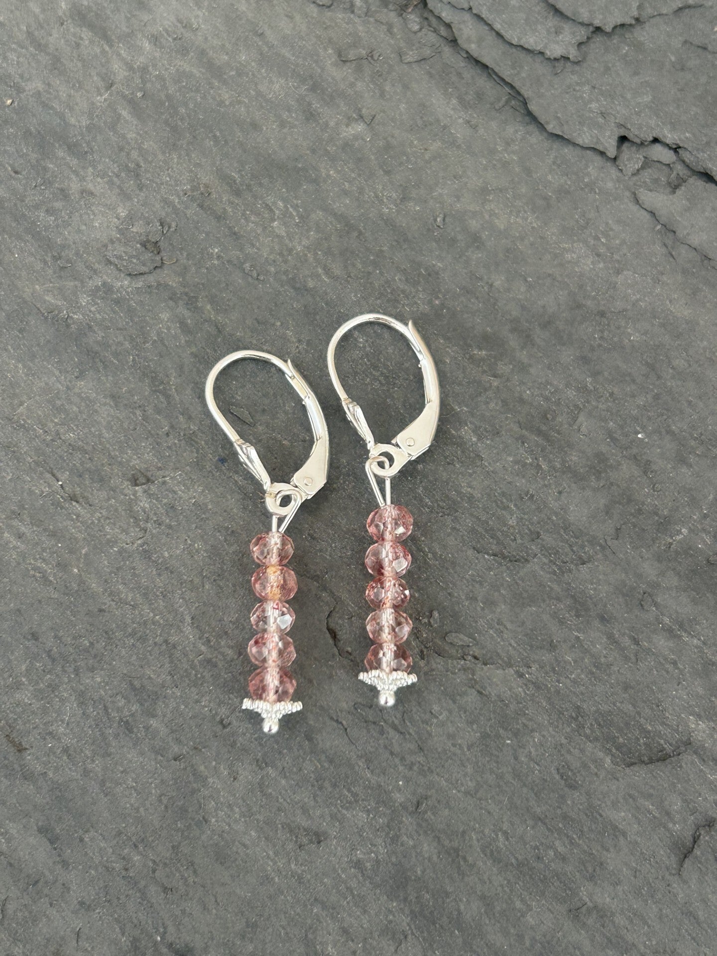 Ohrringe - Erdbeerquarz (O459)