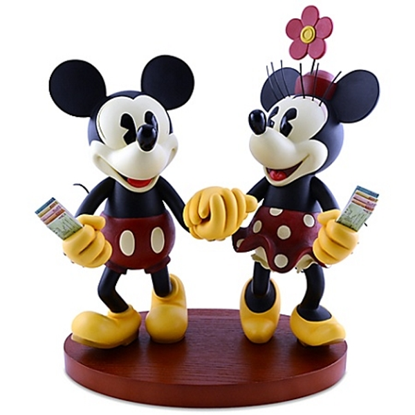 Mickey & Minnie Mouse 'Pie-Eyed Medium Figurine' - Disneyland Paris