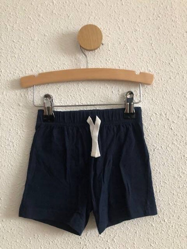 Kort Broekje met veters