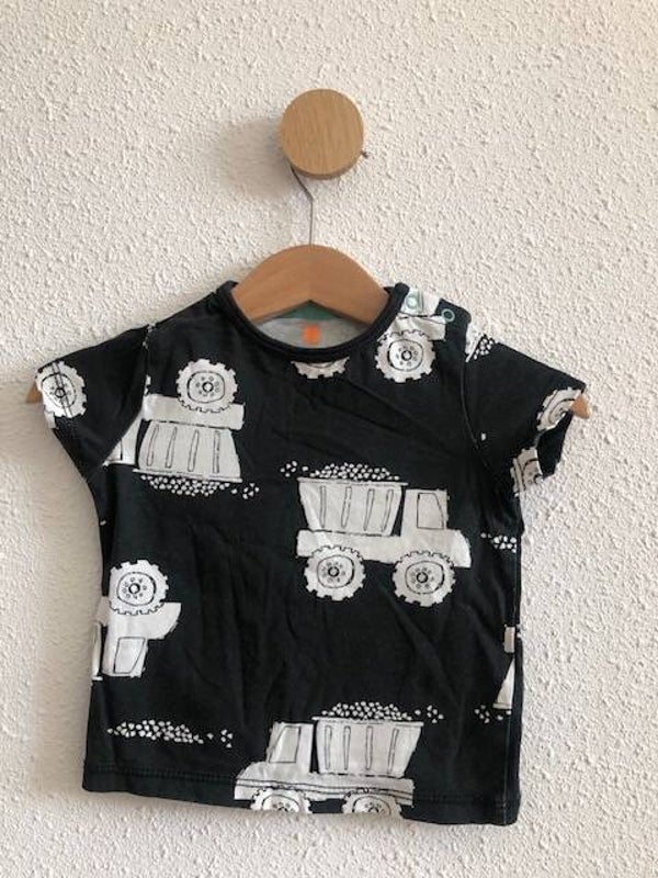 T-shirt met voertuigen