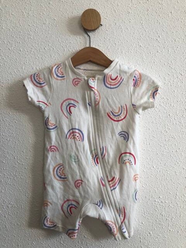 Boxpakje met regenbogen