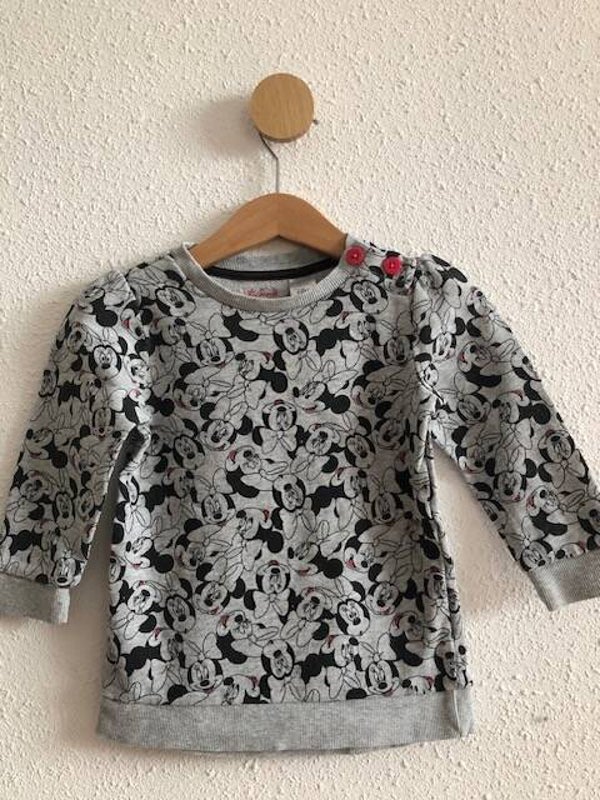 Trui met Minnie Mouse