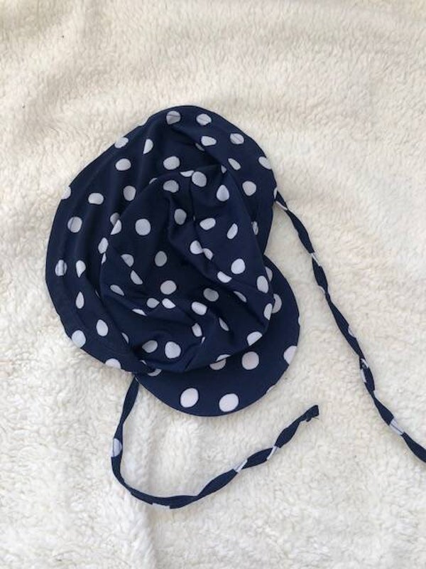 Zomerpetje met stippen