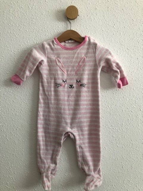 Boxpakje met een konijntje