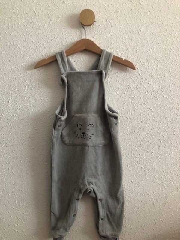 Salopette met een Beer