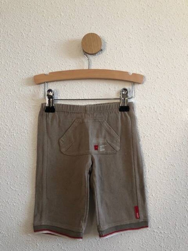 Broekje wijd met grote zak